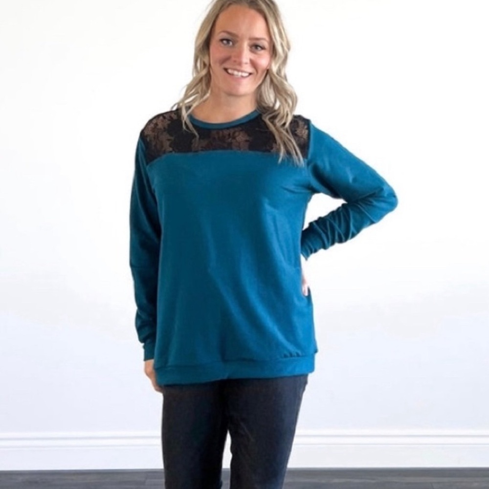 Buttercream Made In Canada Teal Bamboo Top with Black Lace Accent